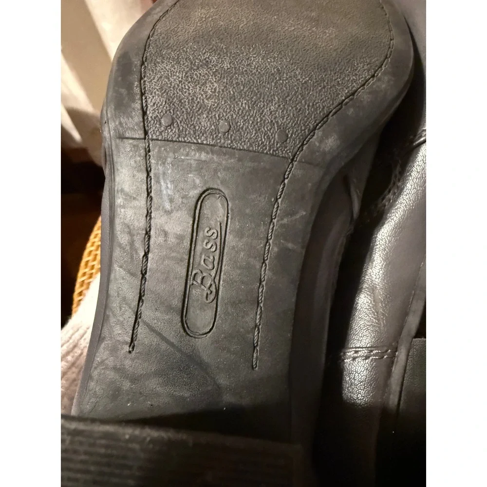 G.H. Bass Tiana Grey Faux Leather Ankle Booties Block Heel Shooties Womens 9M